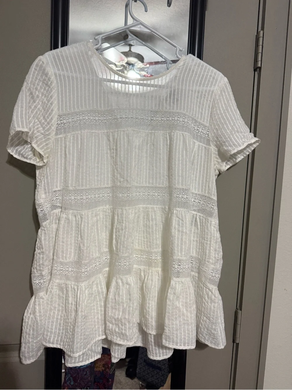 Ann Taylor white Short-Sleeve Tiered Lace-Trim Tunic